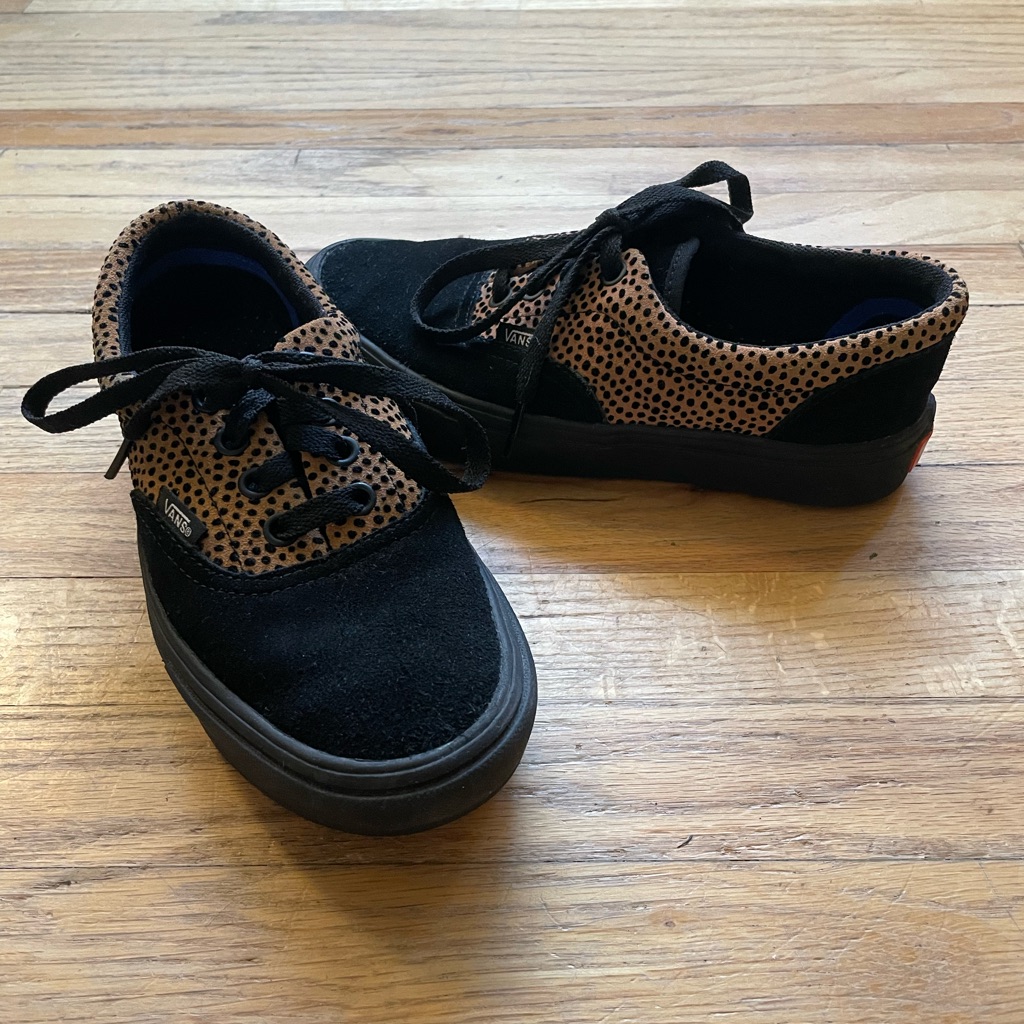 Vans Black And Cheetah Comfy Cush Shoes Wmns Sz 5, Mens Sz 3.5